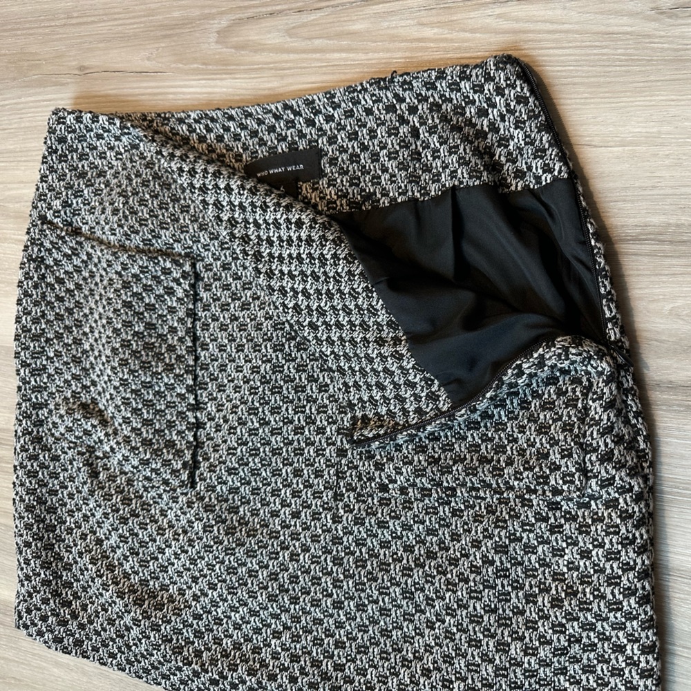 Who What Wear Black and White Mini Skirt - Picture 2 of 4